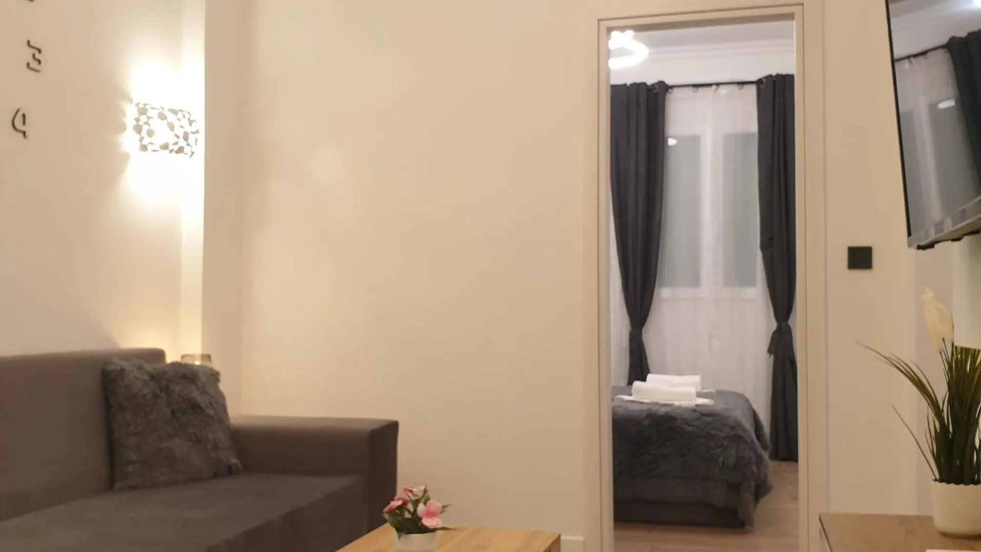 Apartament Glow Haven Suites Salonic Grecia